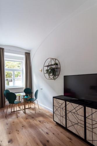 easy-flat Belvedere - Central Apartments with AC