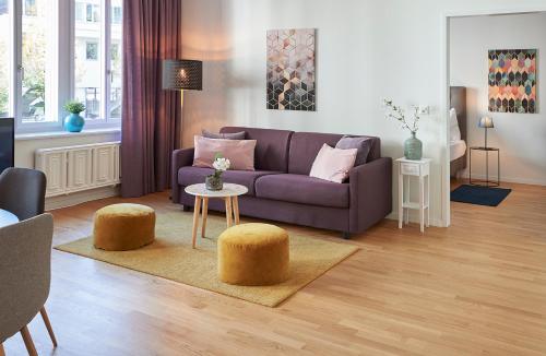 Ein Sitzbereich in der Unterkunft Neustadt Apartments managed by Hotel Central Luzern