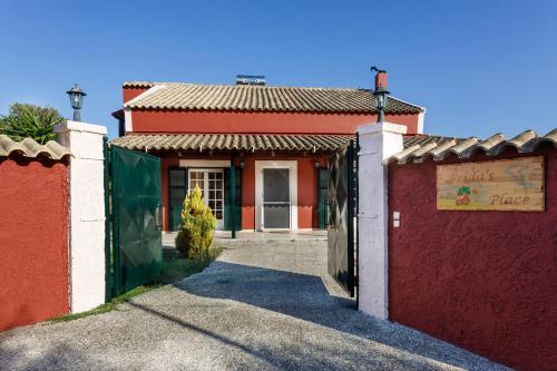 Gallery image of fridas place in Halikounas