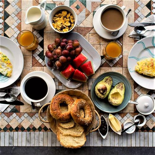 Mad på resortet eller i nærheden