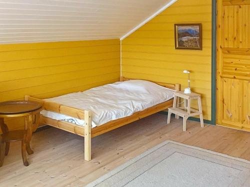 Krevet ili kreveti u jedinici u objektu Four-Bedroom Holiday home in Follafoss