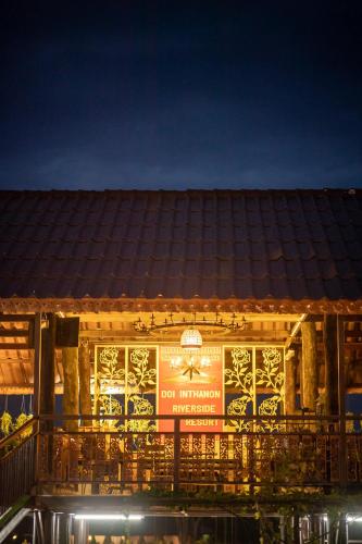 Fotografie z fotogalerie ubytování Doi Inthanon Riverside resort v destinaci Chom Thong