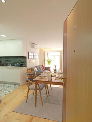 FLH Porto Modern Apartment