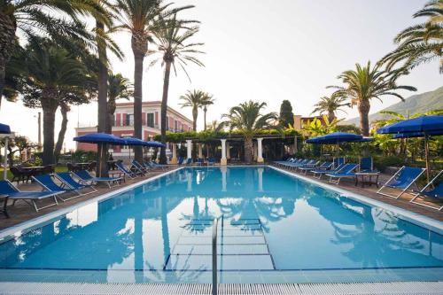 Bazén v ubytování Hotel Villa Svizzera Terme nebo v jeho okolí