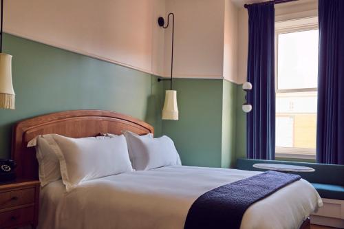 The Drayton Hotel Savannah Ga - Bookingcom