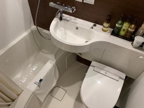 Ванна кімната в HOTEL LiVEMAX Tokyo Kanda EAST