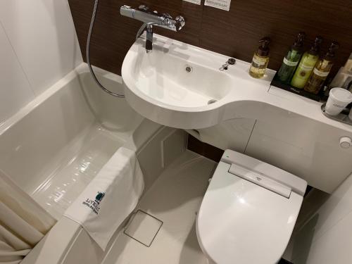 Koupelna v ubytování HOTEL LiVEMAX Tokyo Kanda EAST