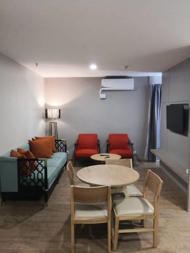 TV a/nebo společenská místnost v ubytování H Elite Design Hotel