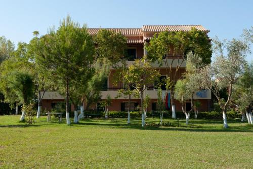 Gallery image of Helena Apartments & Villas in Sidari