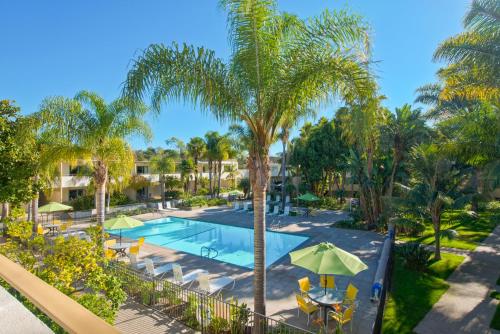 Imagen de la galería de Lemon Tree Inn, en Santa Bárbara