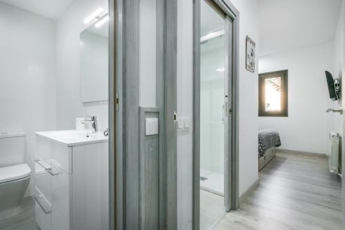 A bathroom at Adriana by Totiaran