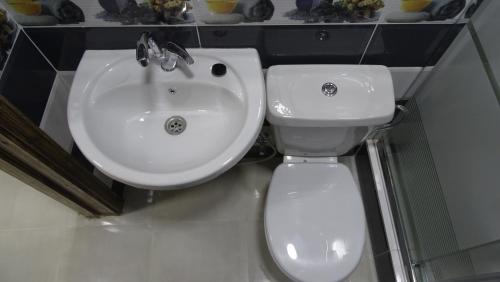 Un baño de Juniper House