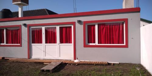 Το κτήριο όπου στεγάζεται  το διαμέρισμα