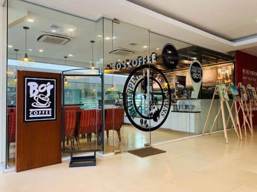 Cycling sa o sa paligid ng Bamboo Bay Condominium near UC Med & Chong Hua Hospital, CDU School, SM Mall, Ayala Mall and IT Park - studio condo unit