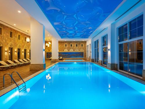 Kolam renang di atau dekat dengan Rubi Platinum Spa Resort & Suites