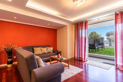 Casa Branca with garden by Holiday Rental Madeira