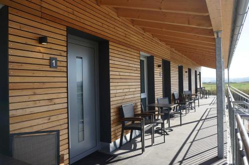 Un balcón o terraza en Weingut Schaaf