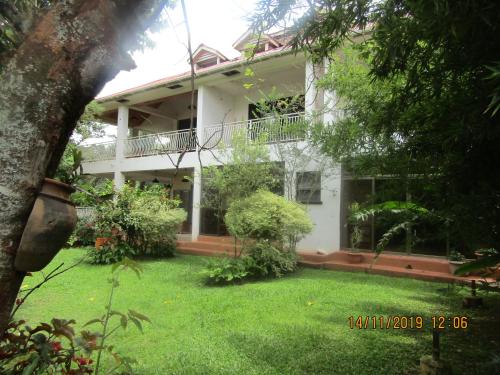 Un jardín fuera de Hospitality Connect
