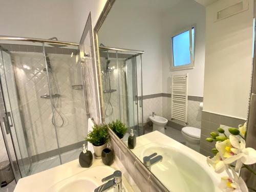 Kúpeľňa v ubytovaní A DUE PASSI temporary apartment