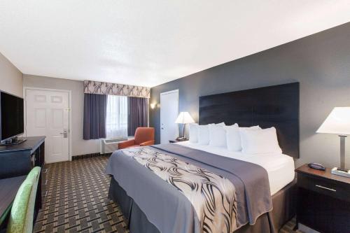 Gallery image of Days Inn by Wyndham Ennis in Ennis
