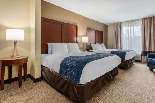 Katil atau katil-katil dalam bilik di Comfort Suites Dayton-Wright Patterson