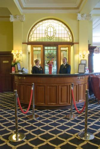 Επισκέπτες που μένουν στο Prince Of Wales Hotel