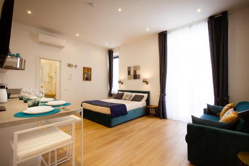 Gallery image of Apartments and Suites 5 Terre La Spezia in La Spezia