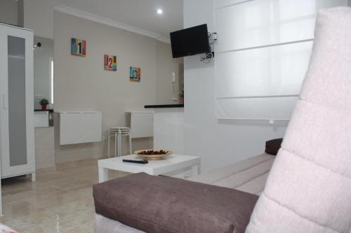 Nice and New Studio very close to the city center 2ºA