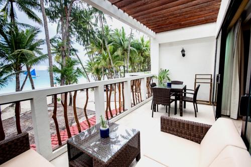 Villa Caemilla Beach Boutique Hotel — Sea view