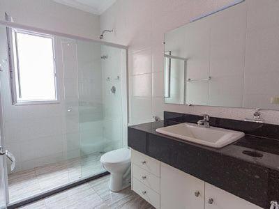 Ένα μπάνιο στο Magnólia