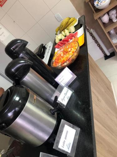 Makanan di atau berdekatan hotel