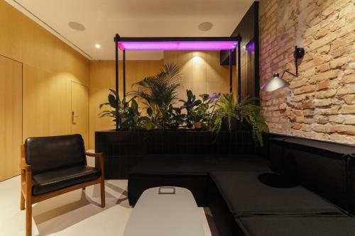 Posedenie v ubytovaní Owntown Apart Hotel