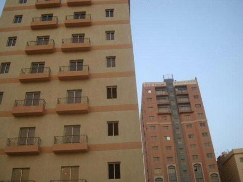 Το κτήριο όπου στεγάζεται  το ξενοδοχείο διαμερισμάτων