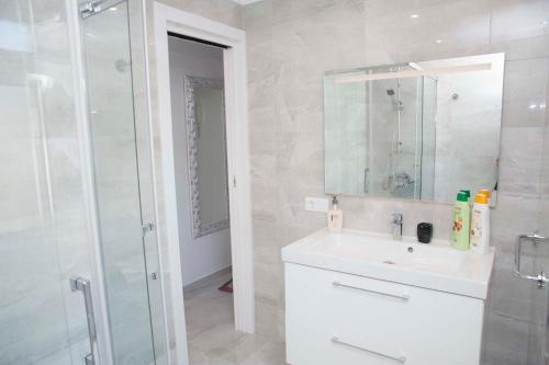 Playa de Las Americas Luxury Home