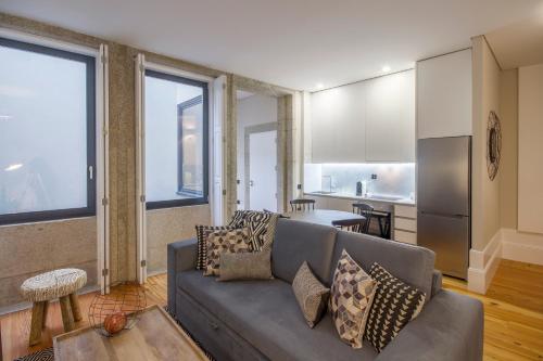 Tailor's Apartment - bydixos