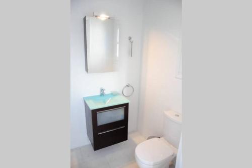 Glyfada Studio with Sea View