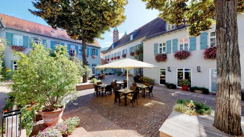 Hotel Domhof, Speyer – 2023 legfrissebb árai