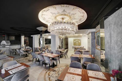 Χώρος καθιστικού στο White Monarch Hotel