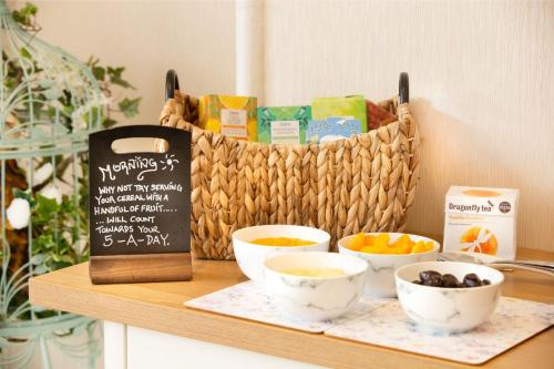 B&Bの敷地内または近くでの食事または食べ物