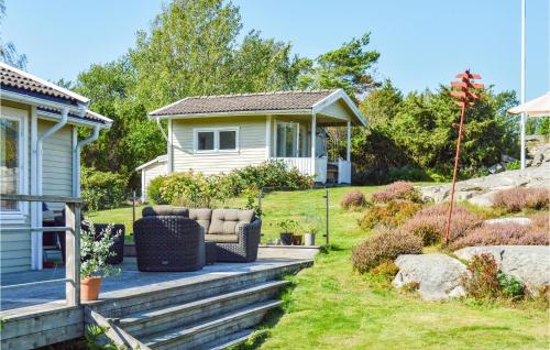 Gallery image of 3 Bedroom Amazing Home In Höviksnäs in Höviksnäs