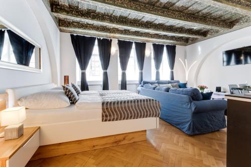 Gallery image of Charles Bridge Royal Apartment - Castle District in Prague