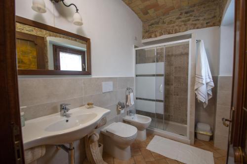 Een badkamer bij Cà Reginella B&B