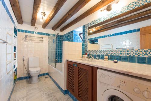 Koupelna v ubytování Casas da Capela do Monte, Country Houses