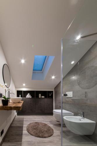 Bilik mandi di PANORAMIC Penthouse