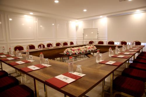 El área de trabajo o centro de convenciones de Emirtimes Hotel&Spa - Tuzla