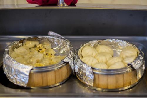 クルーズの敷地内または近くでの食事または食べ物