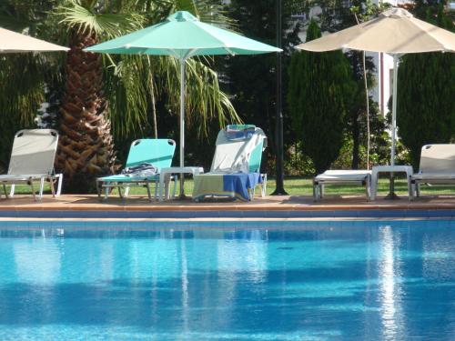 Kolam renang di atau dekat dengan Kalithea Apartments - Heated Pool