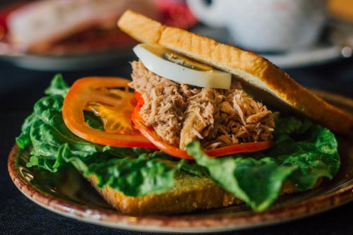 Mad på vandrehjemmet eller i nærheden