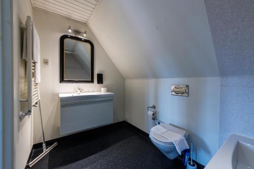 Phòng tắm tại HotelVFjorden