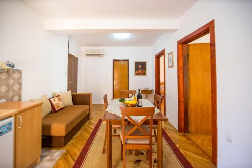 Fotografie z fotogalerie ubytování Apartments Angela v destinaci Budva